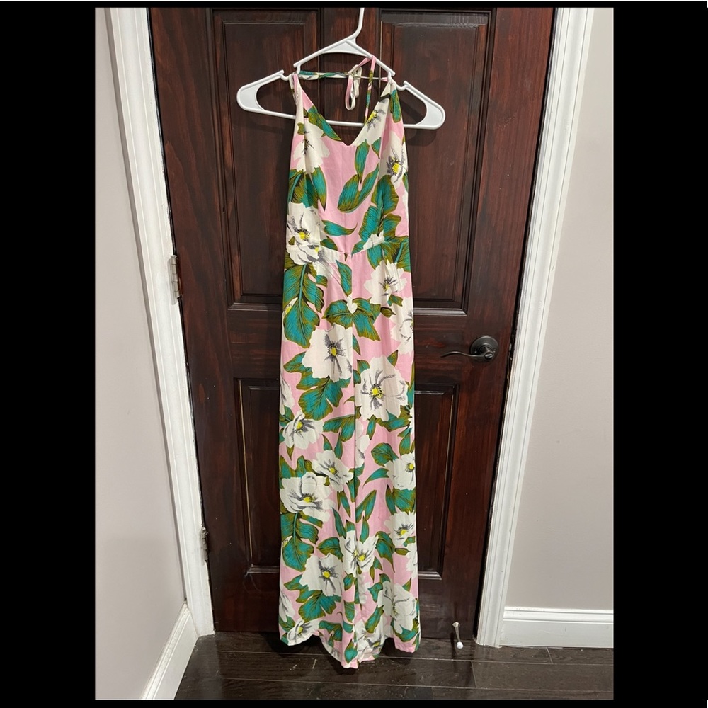 Beautiful Pink and floral flowy jumpsuit